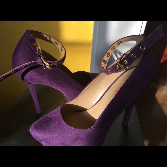 JUSTFAB Dahlia Purple Suede Heels - Picture 2 of 5